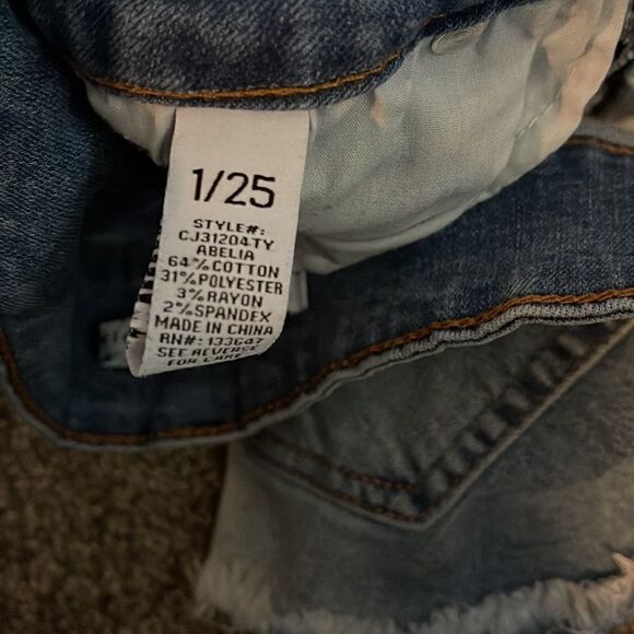 Size 25 Celebrity Pink Hand Painted Upcycled Light Denim Jean Shorts - Picture 5 of 5